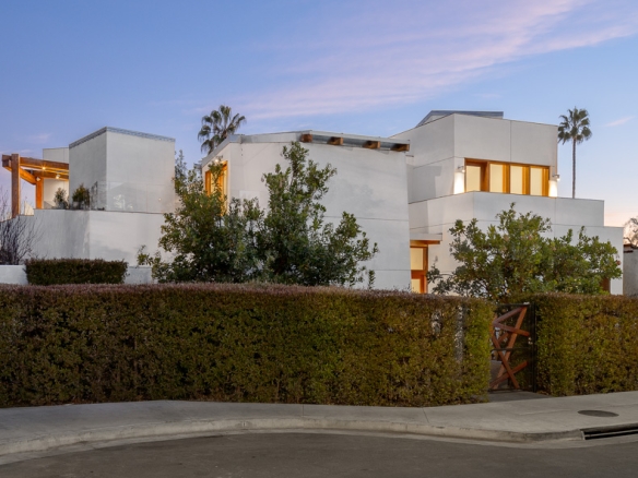 The John Baldessari Gallery Residence, 2018