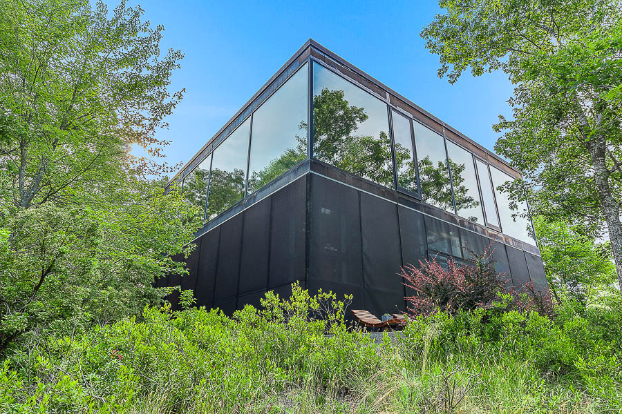 Hamptons Artist Retreat on Nearly 10 Acres