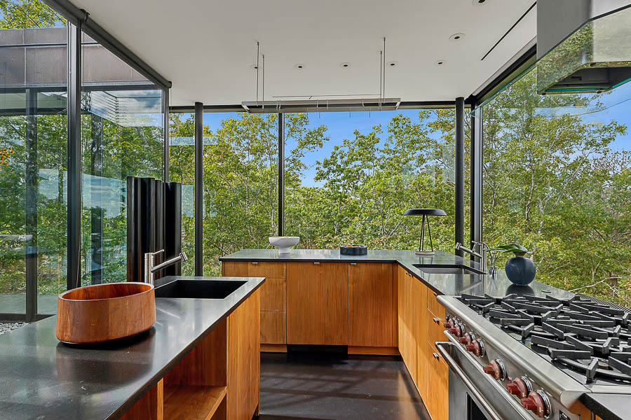 Hamptons Artist Retreat on Nearly 10 Acres