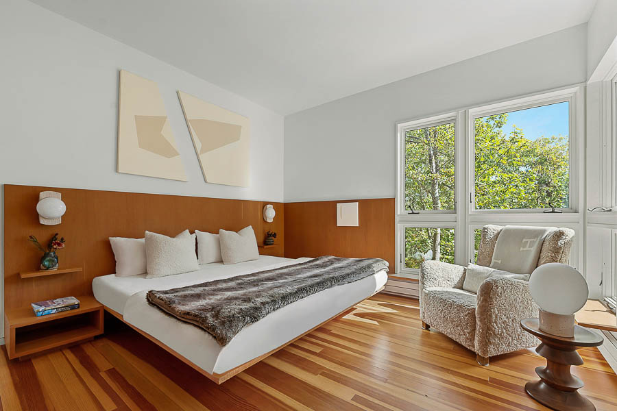 Hamptons Artist Retreat on Nearly 10 Acres