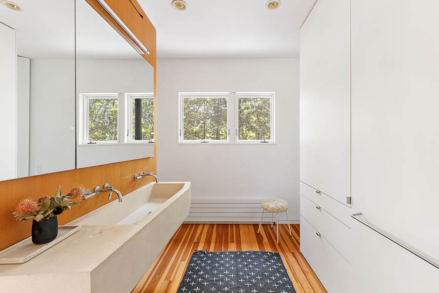 Hamptons Artist Retreat on Nearly 10 Acres