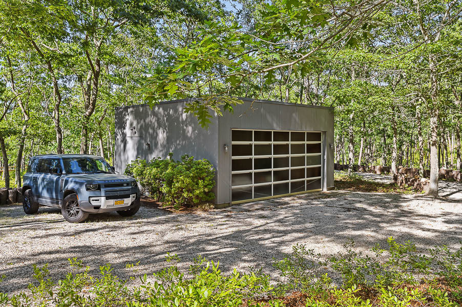 Hamptons Artist Retreat on Nearly 10 Acres