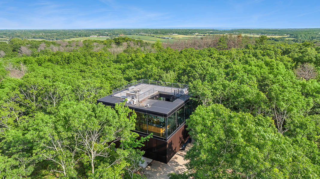 Hamptons Artist Retreat on Nearly 10 Acres