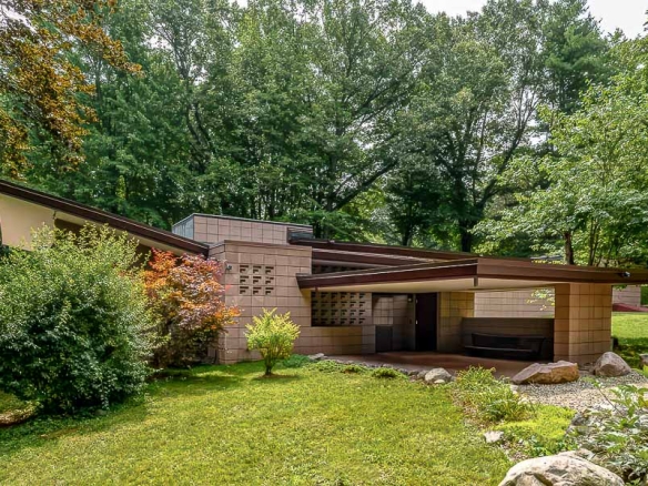 The Eppstein Residence, 1950