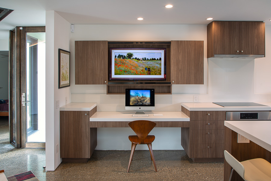 Desert Moon Retreat, 2020
