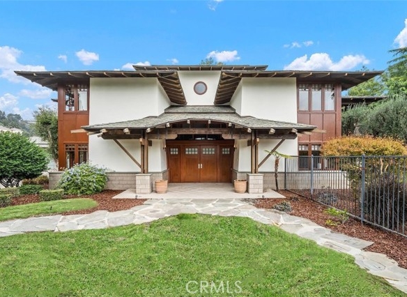 The Arthur R. Lo Residence