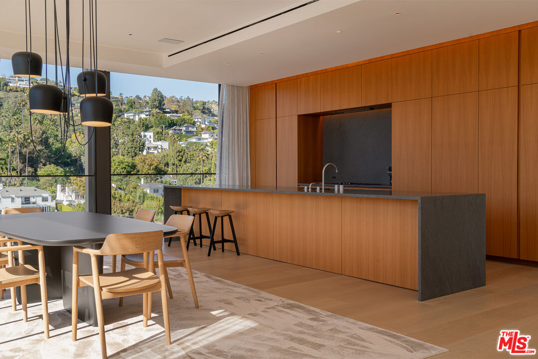 The Edition Hotel Residences
