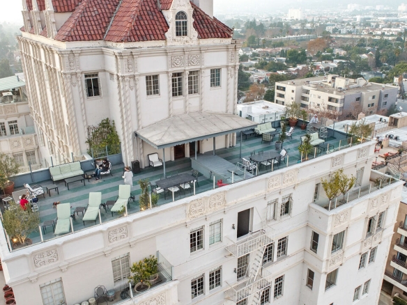 El Royale Apartments