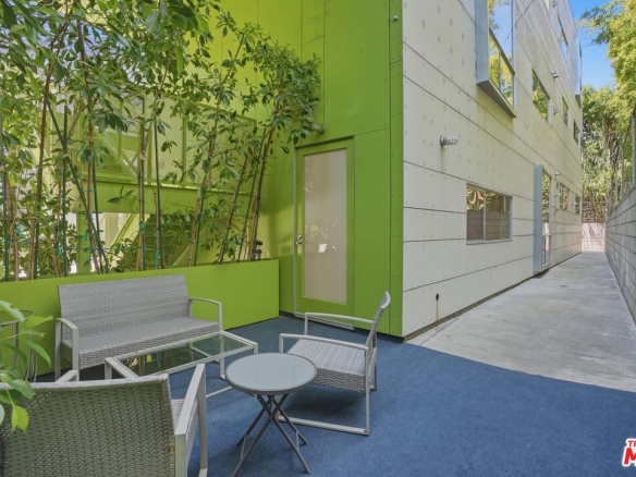 Habitat 825