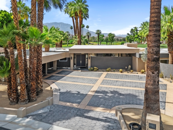 Lawrence Leroy & Jessie Oakes Residence