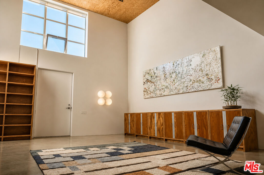 The Gehry/Arnoldi Lofts