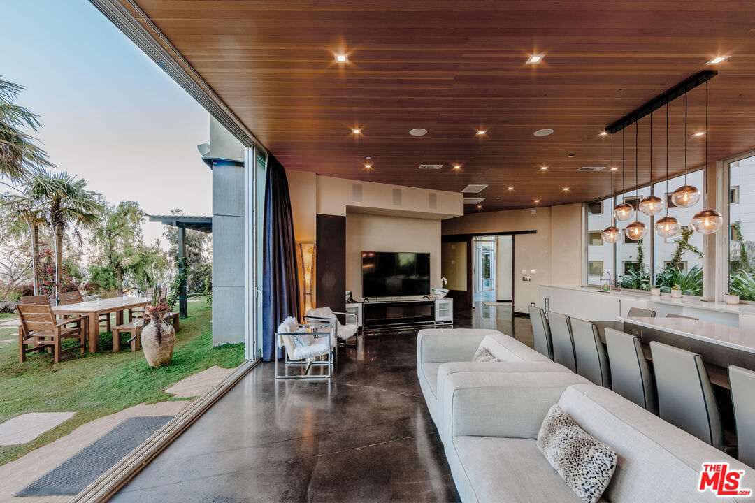 The Kwan Residence