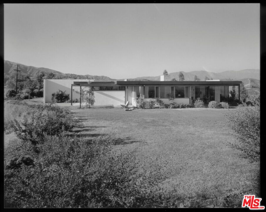 The Logar Residence