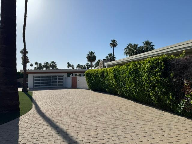 The Ralph and Nancy Chaffee Kiner Residence