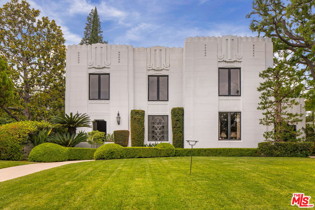 The Smith House