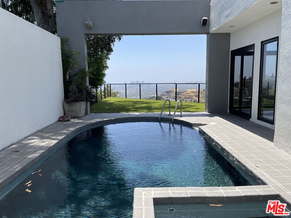 The Valentine Residence