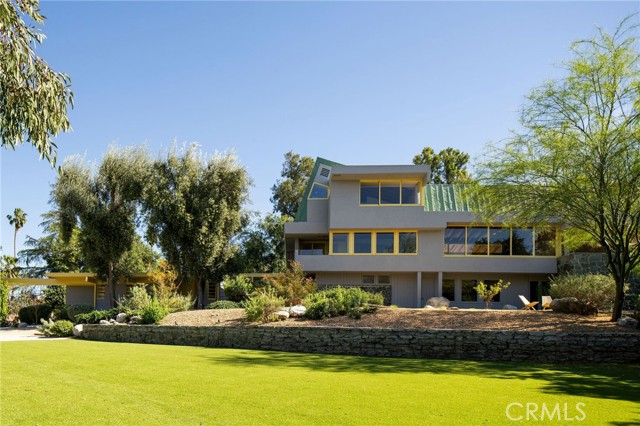 The Van Dekker House