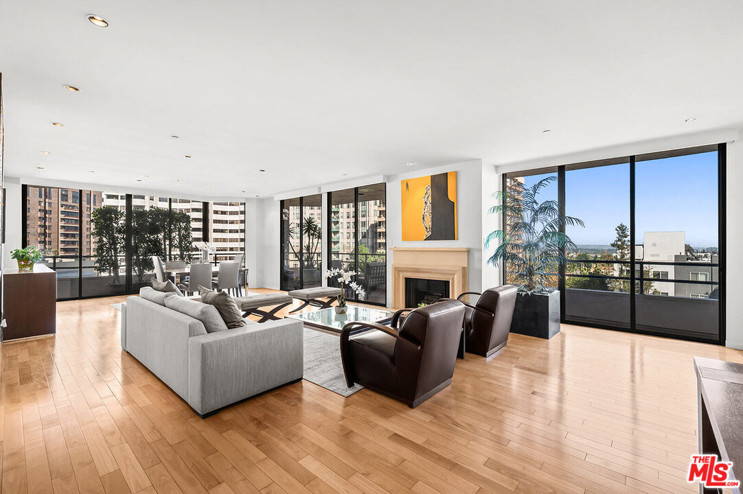 The Wilshire House