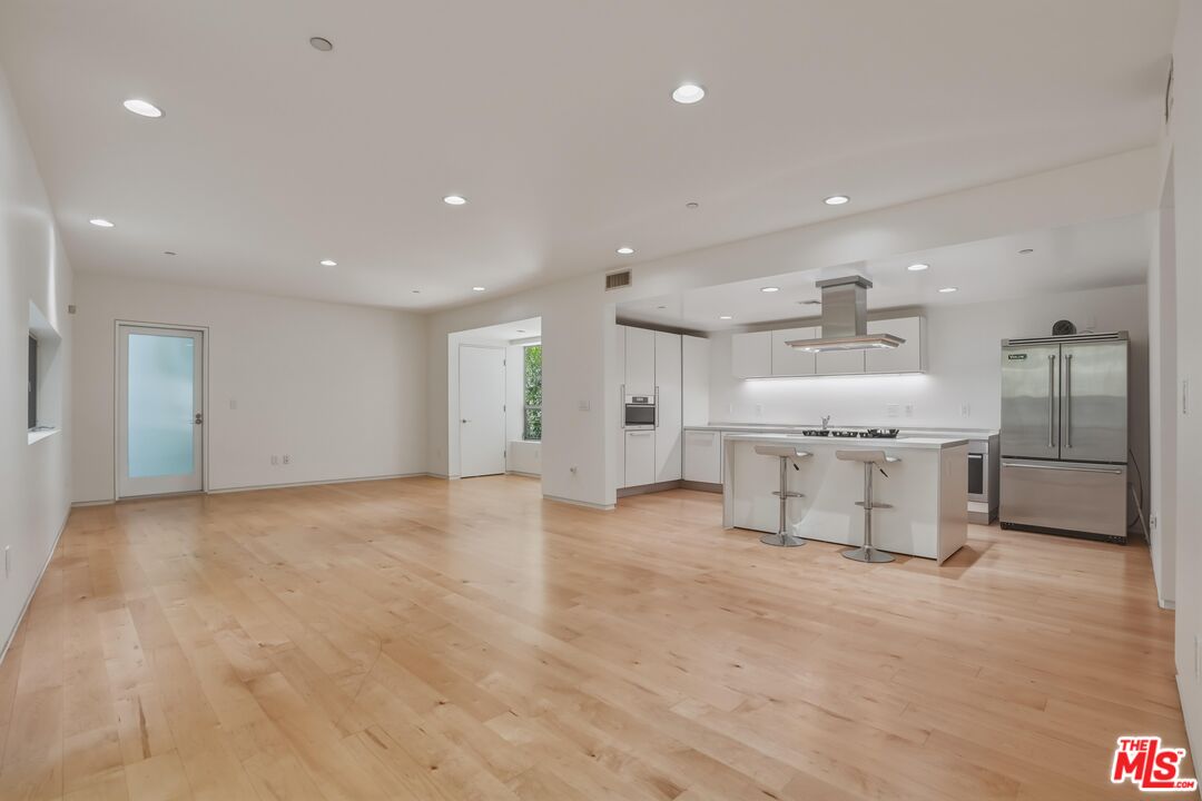 Habitat 825