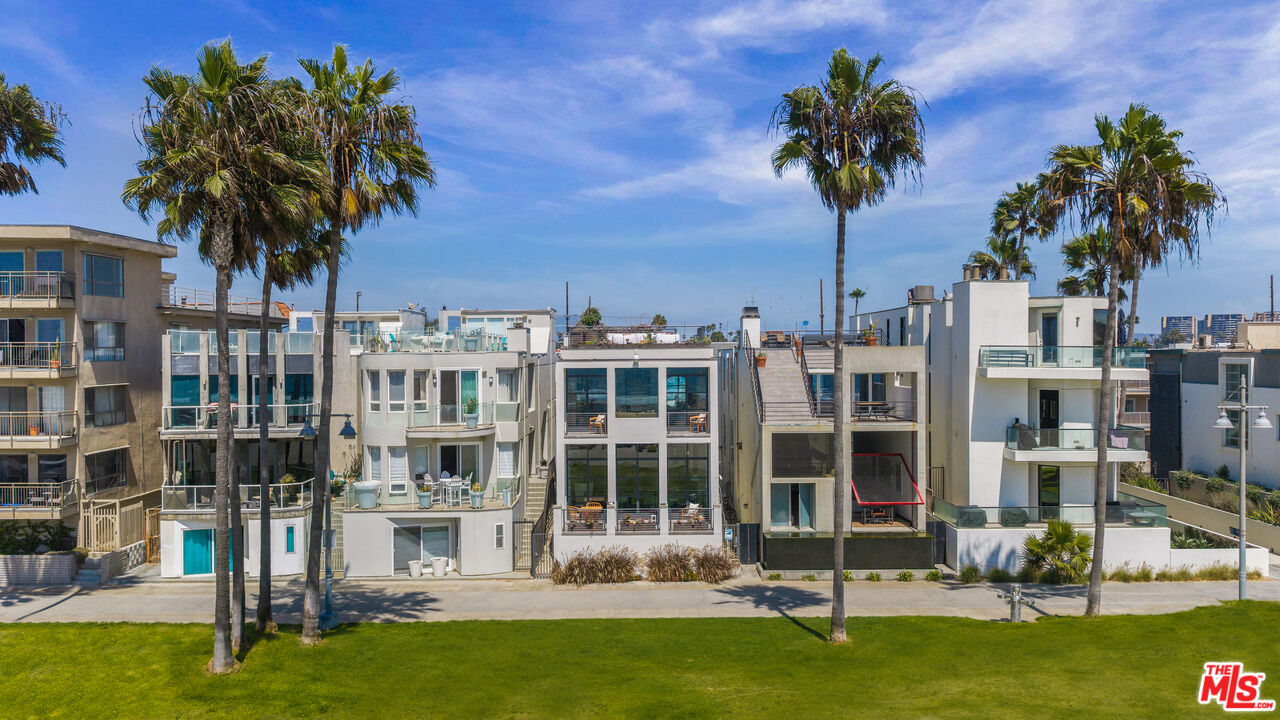 The Elaine Spierer Residence