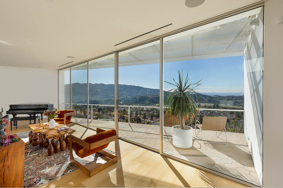 World-Class Modernist Compound, 1953, 2009