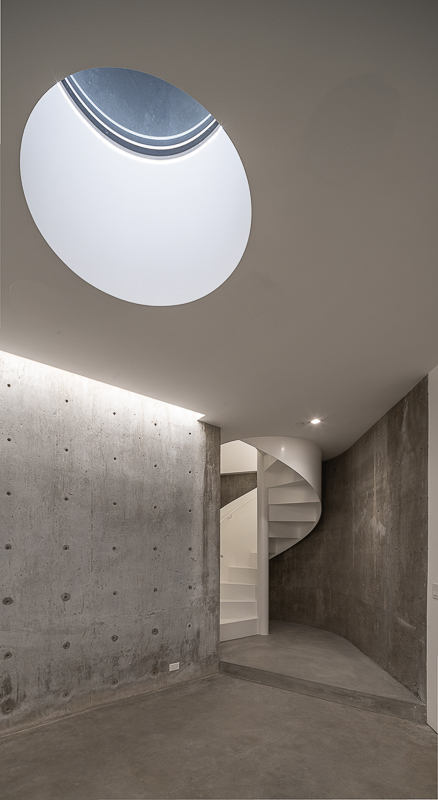 World-Class Modernist Compound, 1953, 2009