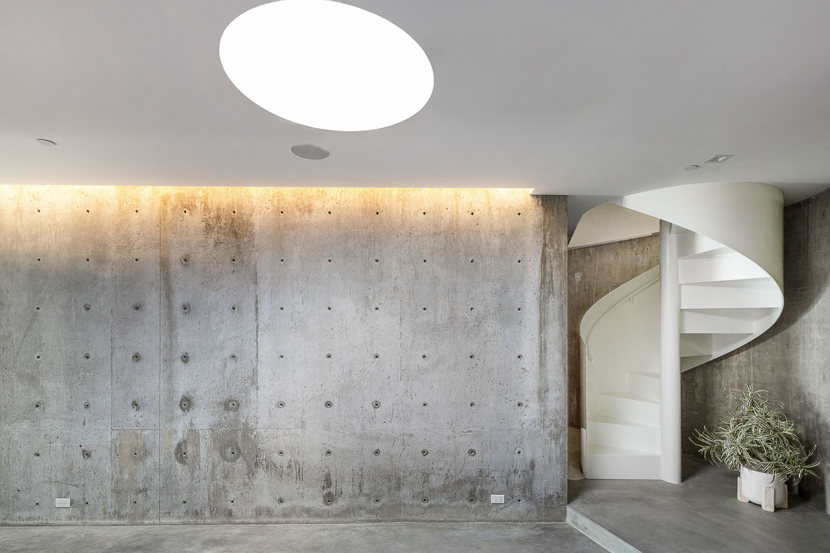 World-Class Modernist Compound, 1953, 2009