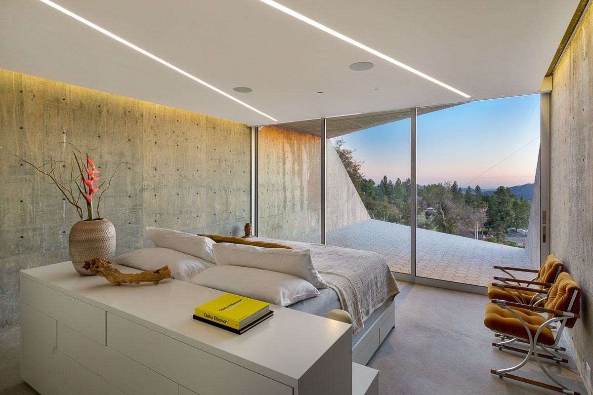 World-Class Modernist Compound, 1953, 2009