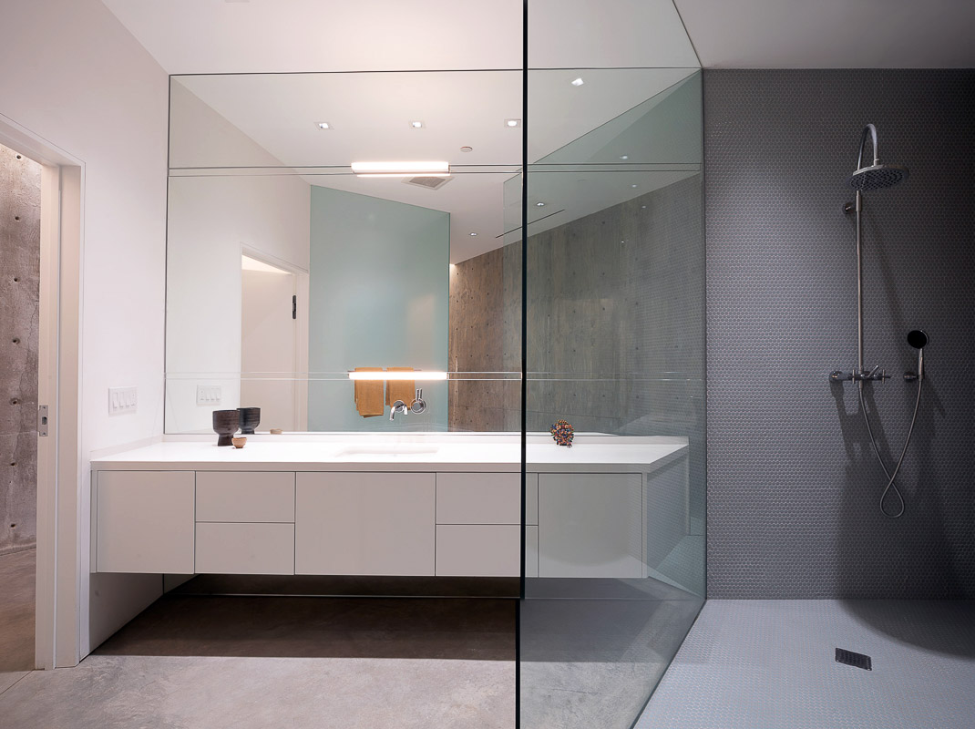 World-Class Modernist Compound, 1953, 2009
