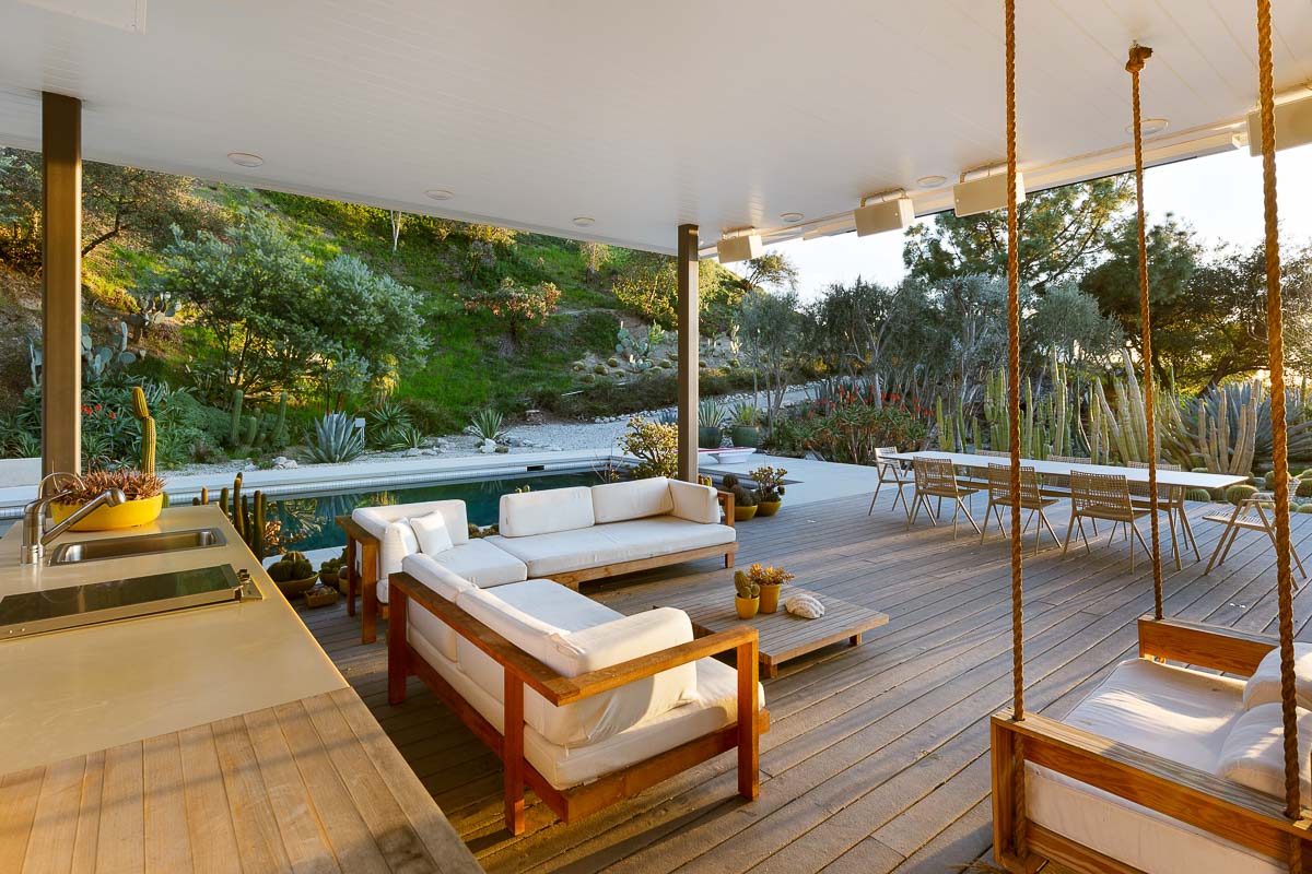 World-Class Modernist Compound, 1953, 2009