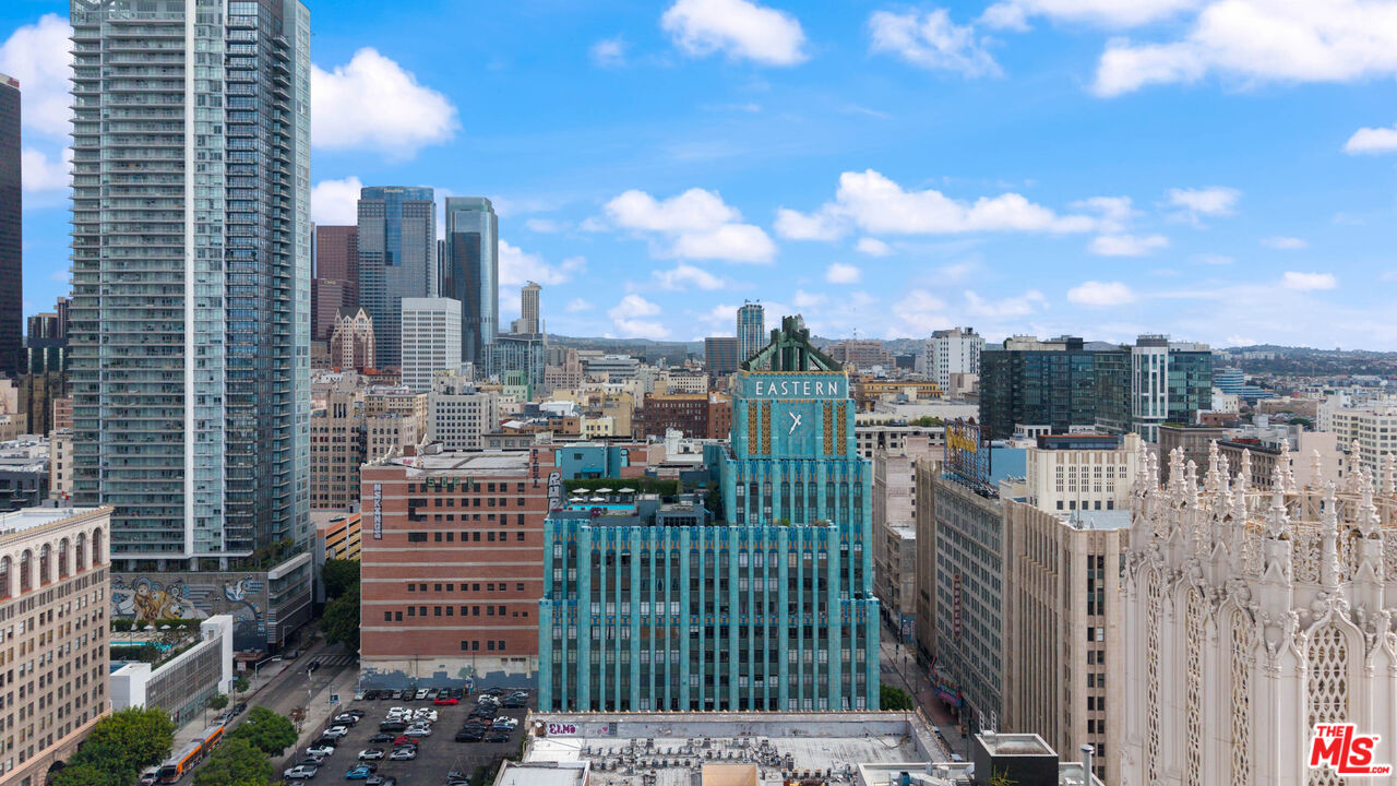 Eastern Columbia Building