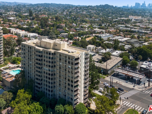 The Los Feliz Towers