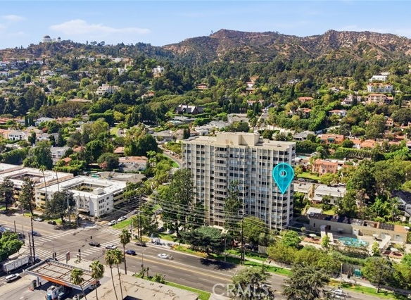 The Los Feliz Towers