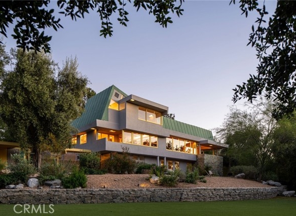 The Van Dekker House